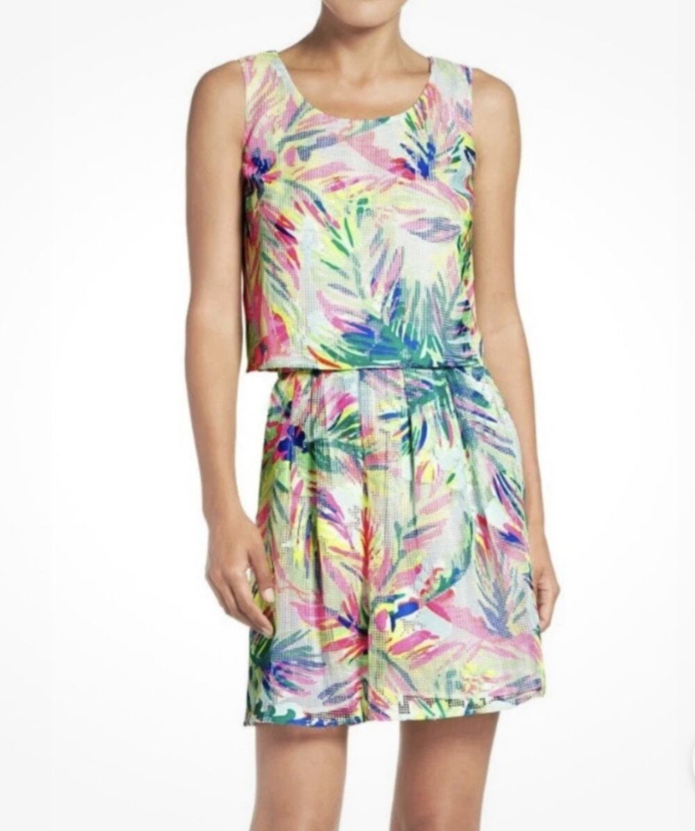 Lilly Pulitzer Island Time Hilah Crop Top & Skirt Set Size 4